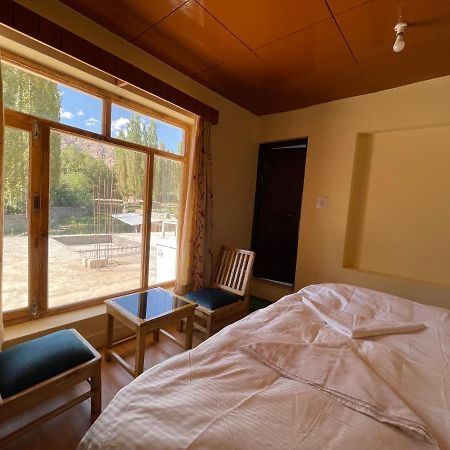 Hinjuma Guest House Leh Exterior foto
